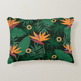 Seamless tropic pattern with strelitzia flowers an prydnadskudde