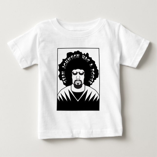 Sean Johnson har en Posse T Shirt (Framsida)