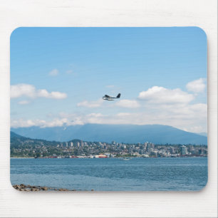 Seaplane som lyfter över Vancouver Bay Musmatta