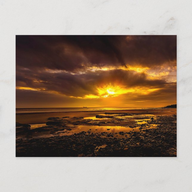 Seashore under solnedgång helg vykort (Framsida)