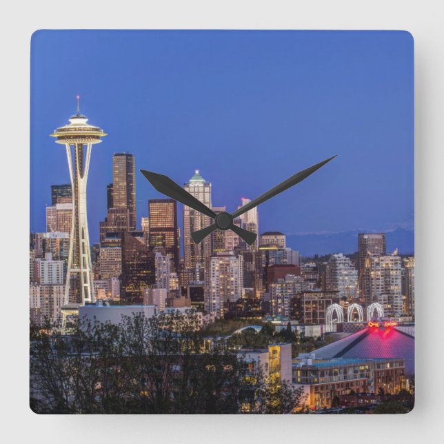 Seattle, Downtown och Mt. Rainier i skymningen Fyrkantig Klocka (Framsida)