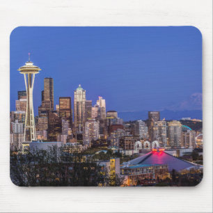 Seattle, Downtown och Mt. Rainier i skymningen Musmatta