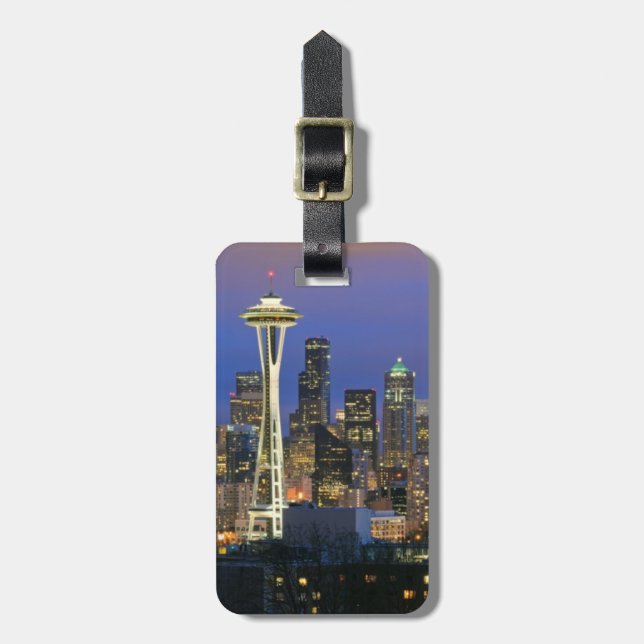 Seattle som ses från Kerry, parkerar i drottningen Bagagebricka (Vertikal Framsida)