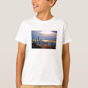 Seattle Washington Skyline vid Sunset TEXT SEATTLE Tee Shirt