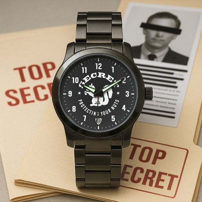 Secret Squirrel Protecting Your Nuts Personalized Armbandsur (Secret Squirrel Protecting Your Nuts Personalized Stainless Steel Watch)