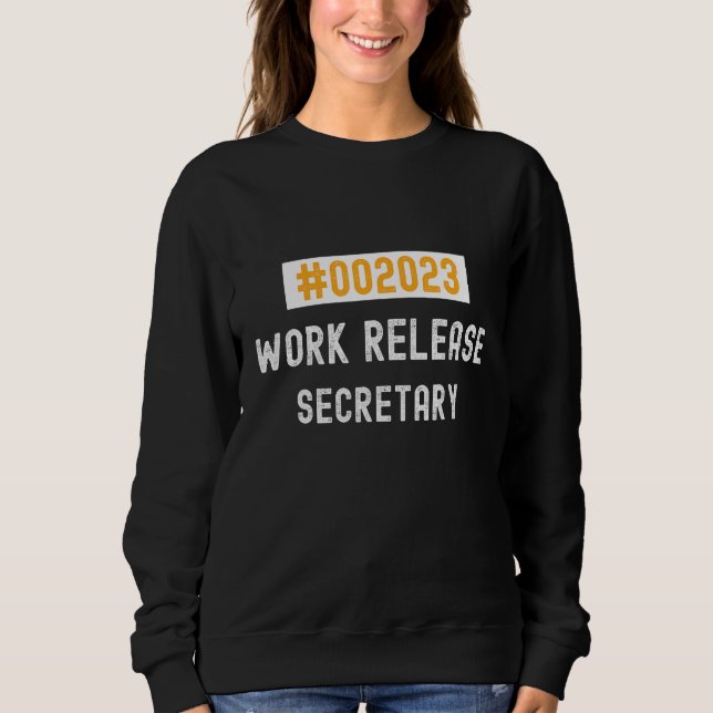 Secretary work release 2023 retired or retiring t shirt (Framsida)