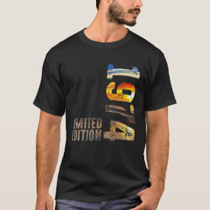 Sedan 1974 År 1974 Födelsedag 1974 Retro 1977 Vint T Shirt