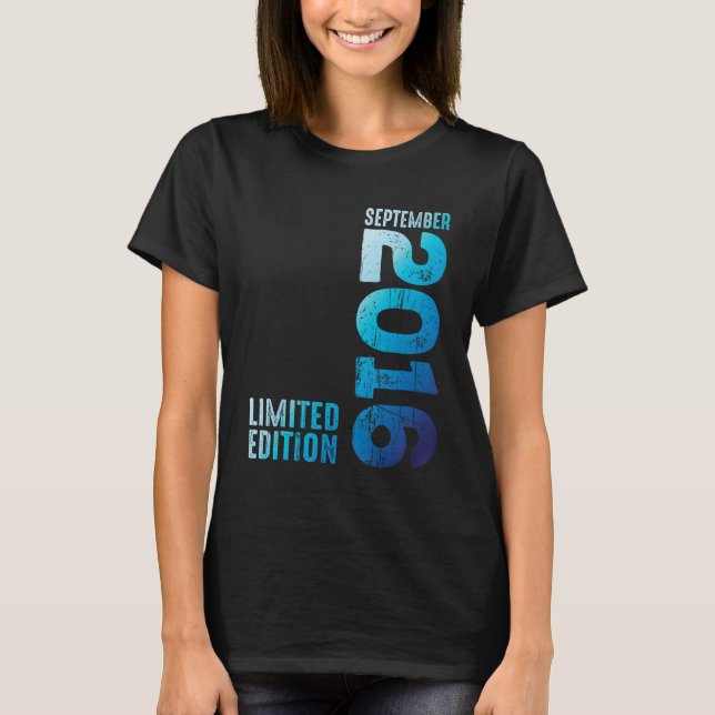 Sedan september 2016 2016 År 2016 Retro 2016 Vin T Shirt (Framsida)