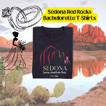 Sedona Red Sten Bachelorette T Shirt<br><div class="desc">Sedona är ett populärt mål för speciella evenemang som bach eller gigfödelsedag/galentine party. Anpassa med dina detaljer.</div>