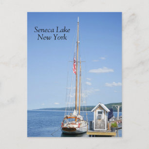 Segelbåt dockad i Seneca Sjö Vykort