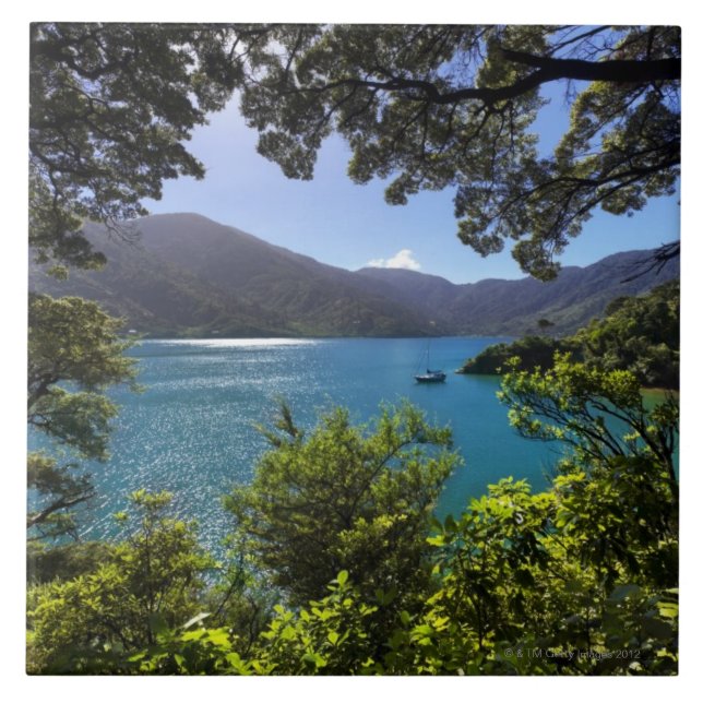 segelbåt i avstånd kakelplatta (Framsidan)