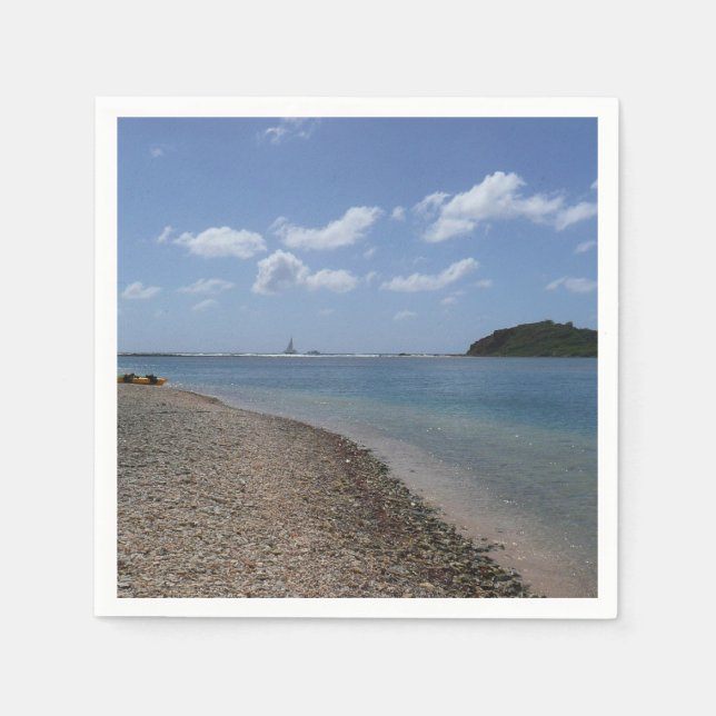 Segelbåt i Avstånd på St. Thomas Pappersservett (Framsidan)