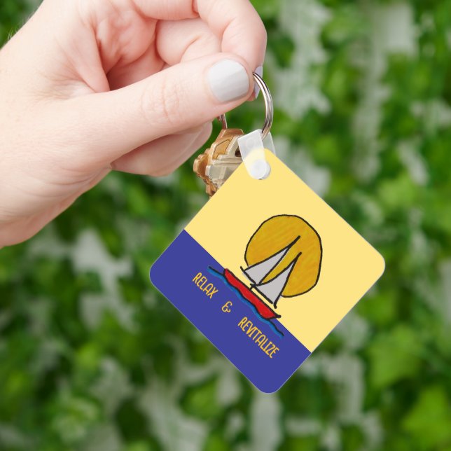 Segelbåt i Sol Nyckelring (Hand)