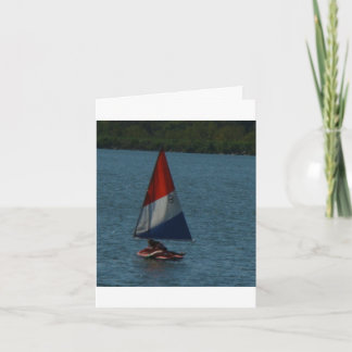 Segelbåt, ställ dina seglar kort