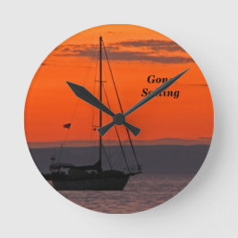 Segelbåt vid Orange Sunset, Small Round Rund Klocka