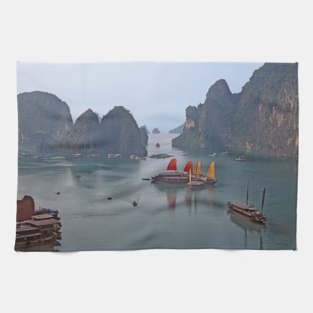 Segelbåtar i Ha Long Bay - Vietnam, Asien Kökshandduk (Horisontell)