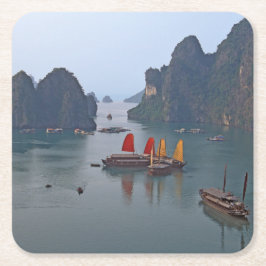 Segelbåtar i Ha Long Bay - Vietnam, Asien Underlägg Papper Kvadrat