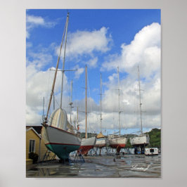 Segelbåtar i torrdockan i Antigua-Kanvastrycket Poster