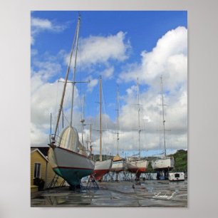 Segelbåtar i torrdockan i Antigua-Kanvastrycket Poster
