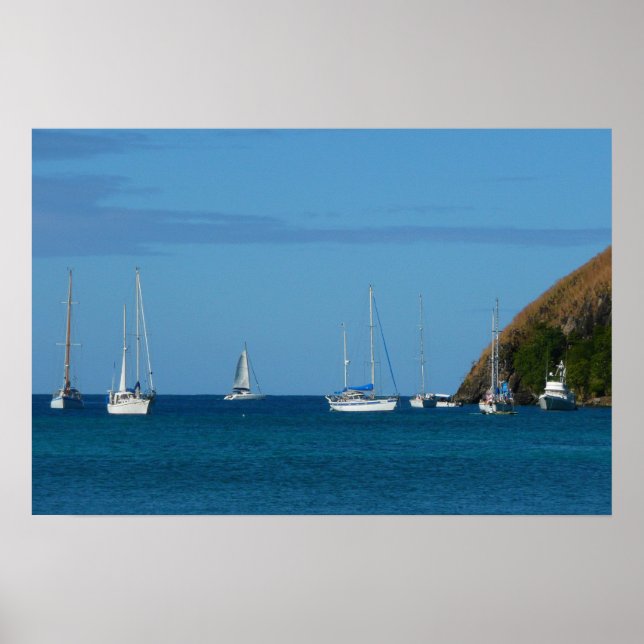 Segelbåtar i viken Vit och blå nautisk Poster (Framsidan)