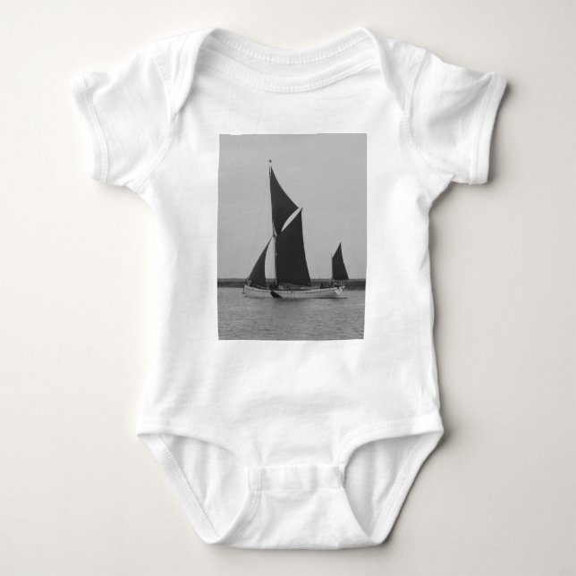 Segelfartyg Påminnelse T Shirt (Framsida)