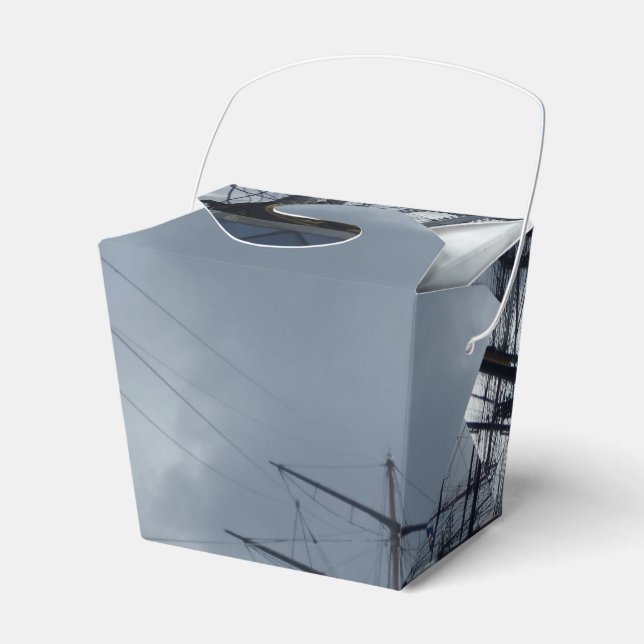 Segelrutor tar ut favoritlåda presentaskar (Framsidan Sidan)