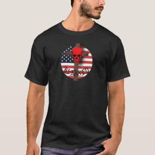 Segenbringande amerikansk flaggkors röd dödskalle t shirt
