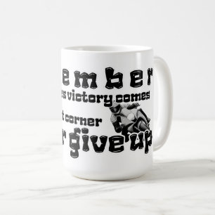 Seger vid sista hörnet, aldrig Ge upp-text Kaffemugg