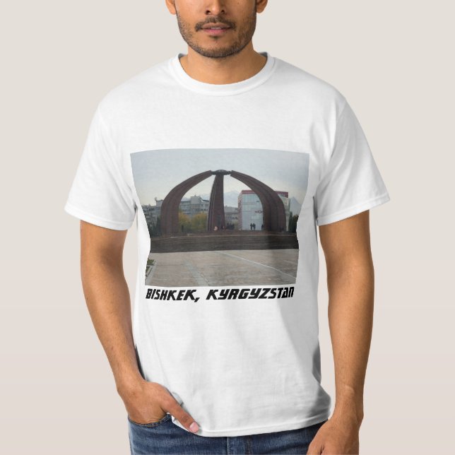 Segern kvadrerar - Bishkek, Kirgizistan T Shirt (Framsida)