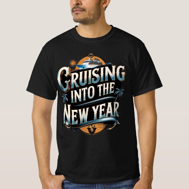 Segla in det nya året Kryssningsfartyg T Shirt (Framsida)