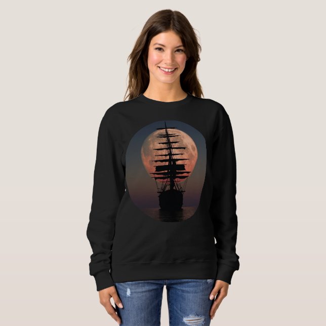 Segla piratmånen t-shirt (Hel framsida)