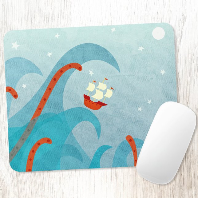 Segment Äventyr Musmatta (Sailing boat and sea monster fun art mousemat)