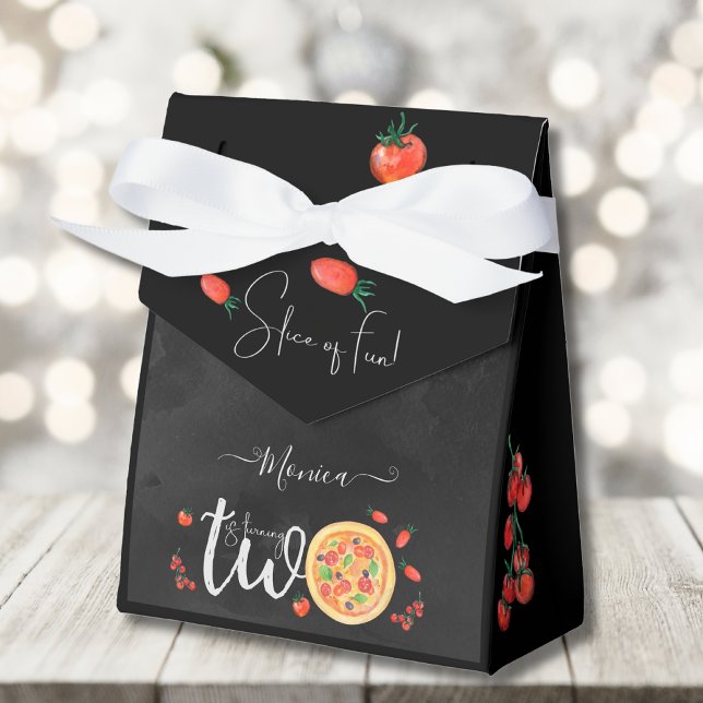 Segment i roligten, andra födelsedag presentaskar (Skapare uppladdad)