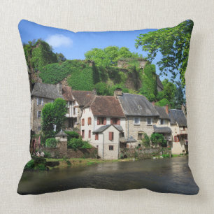 Segur-le-Chateauen i frankriken kudder Kudde
