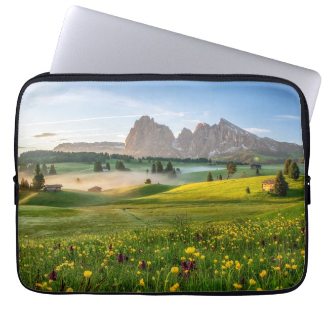 Seiser Alm, Dolomitealperna, italien Laptop Fodral (Framsidan)