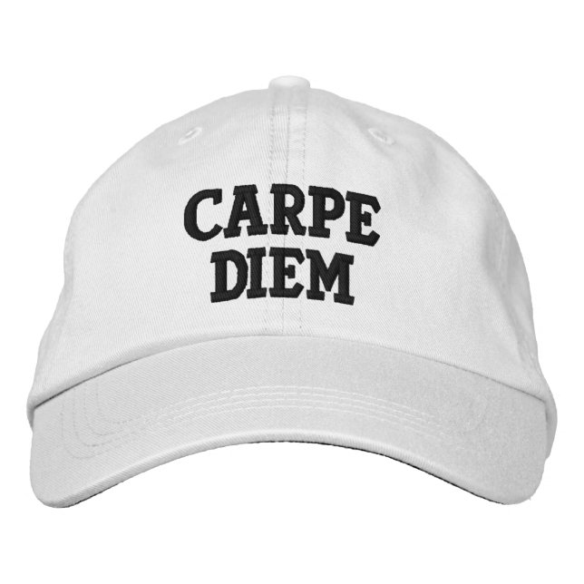 "Seize the Day" Carpe Diem (latin) Broderad Keps (Framsida)