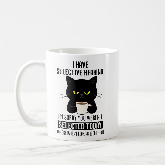 Selektiv hörsel – Grumpy Black Cat Coffee Humor Kaffemugg (Vänster)