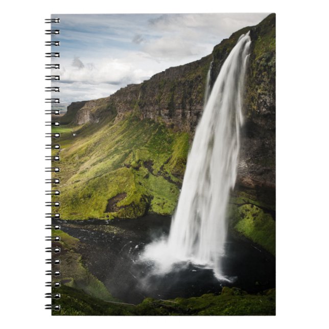Seljalandsfoss Waterfall | ISLAND Anteckningsbok (Framsidan)