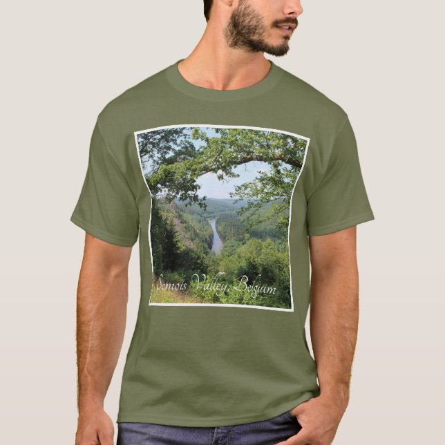 Semois Valley View, Ardennes, Belgien T Shirt (Framsida)
