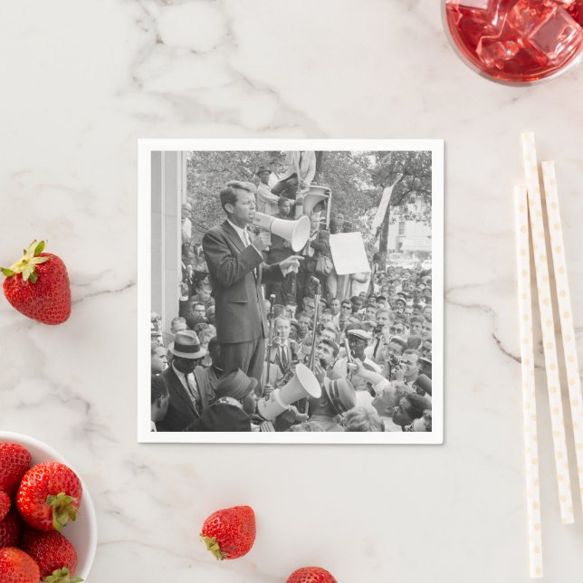 Sen Robert Kennedy Campaigning för USA:s president Pappersservett (Insitu)