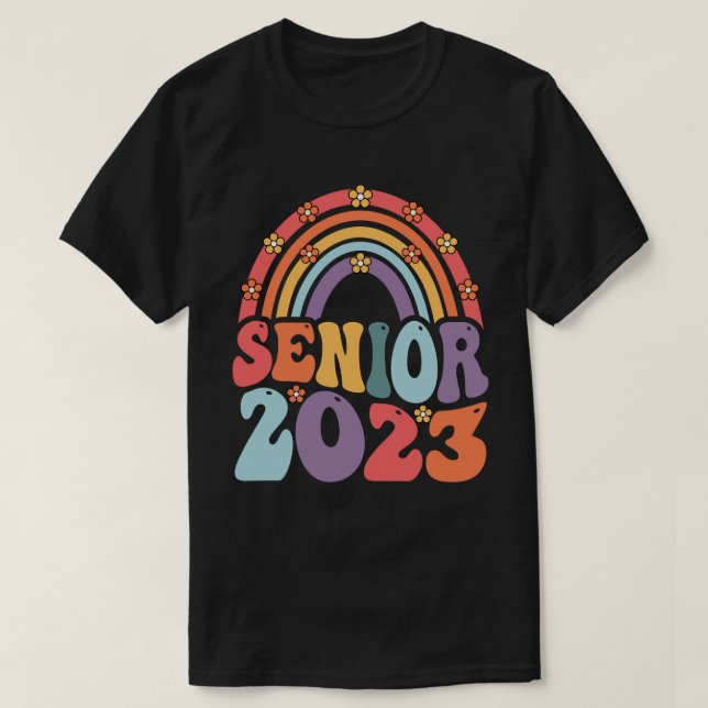Senior 2023 Boho Rainbow Class of 2023 Studenten T Shirt (Design framsida)