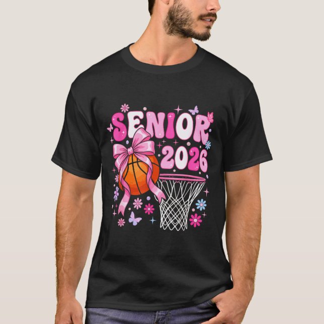 Senior 2026 class of 2026 basketball coquette bow t shirt (Framsida)