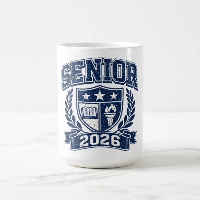 Senior 2026 – Examensårsprydnad för högskola Kaffemugg (Center)