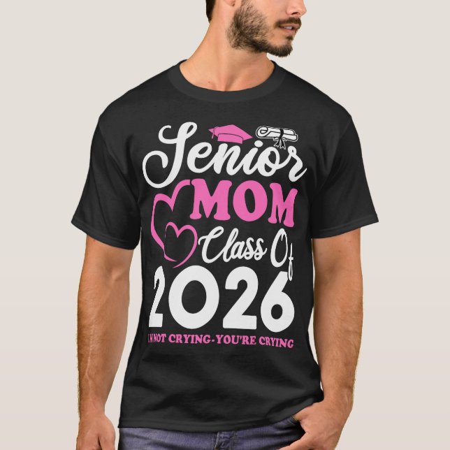 Senior 2026 Proud Mamma Student Heart Class of 202 T Shirt (Framsida)