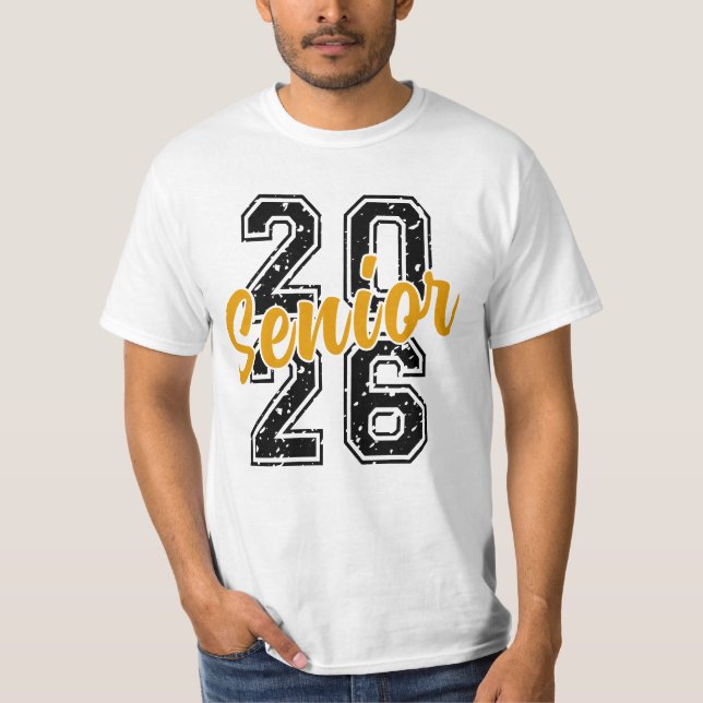 Senior 2026 Shirt, klass 2026 Senior SVG, Gradu T Shirt (Framsida)