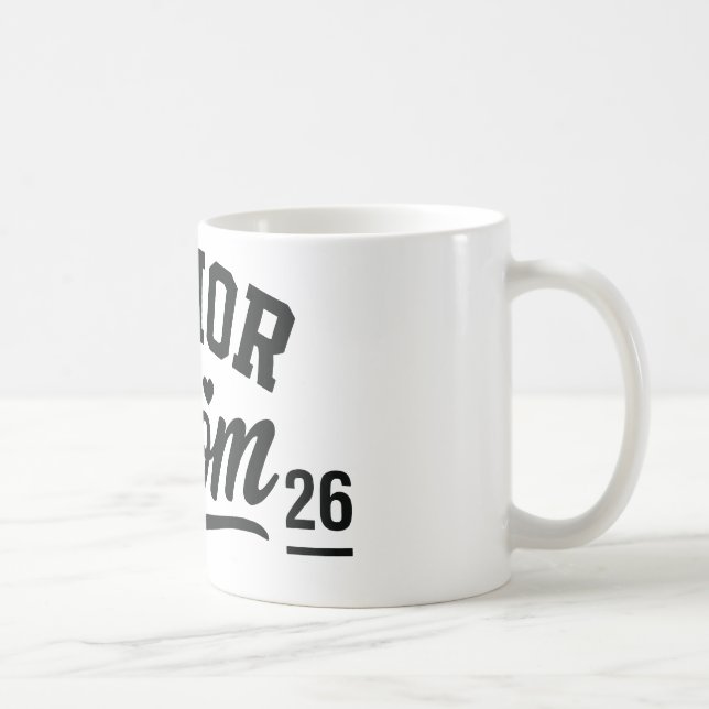 Senior Mamma 2026 Kaffemugg (Höger)