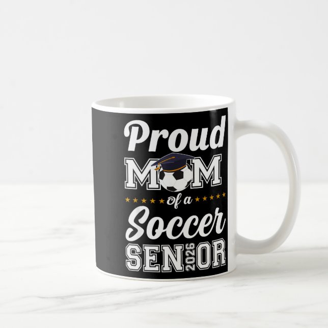 Senior mamma klass 2026 fotbollsmamma examen  kaffemugg (Höger)