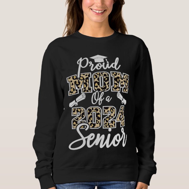 Senior Proud Mom Of A Class 2024 Leopard Heart Gra T Shirt (Framsida)