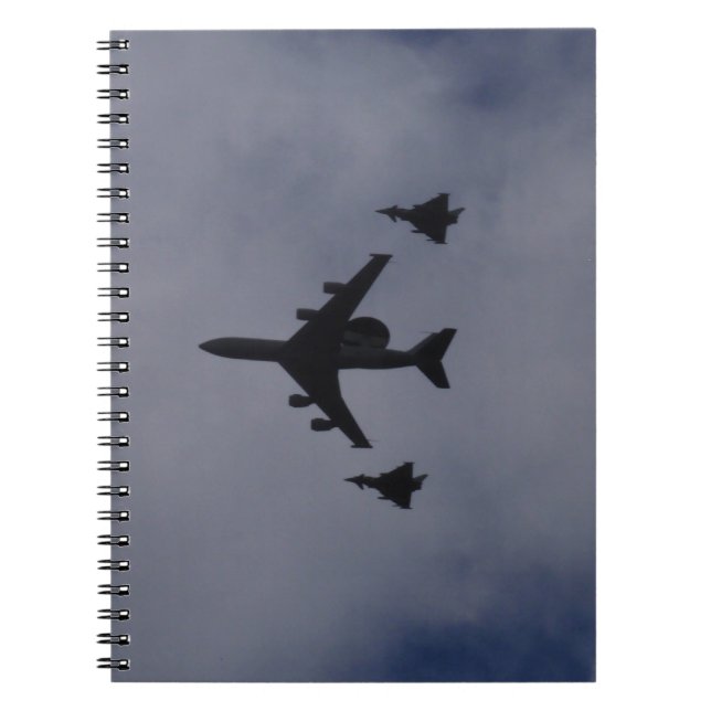 Sentry eskorterad av Typhoons Anteckningsbok Med Spiral (Framsidan)