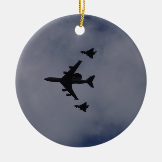 Sentry eskorterad av Typhoons Julgransprydnad Keramik (Framsidan)